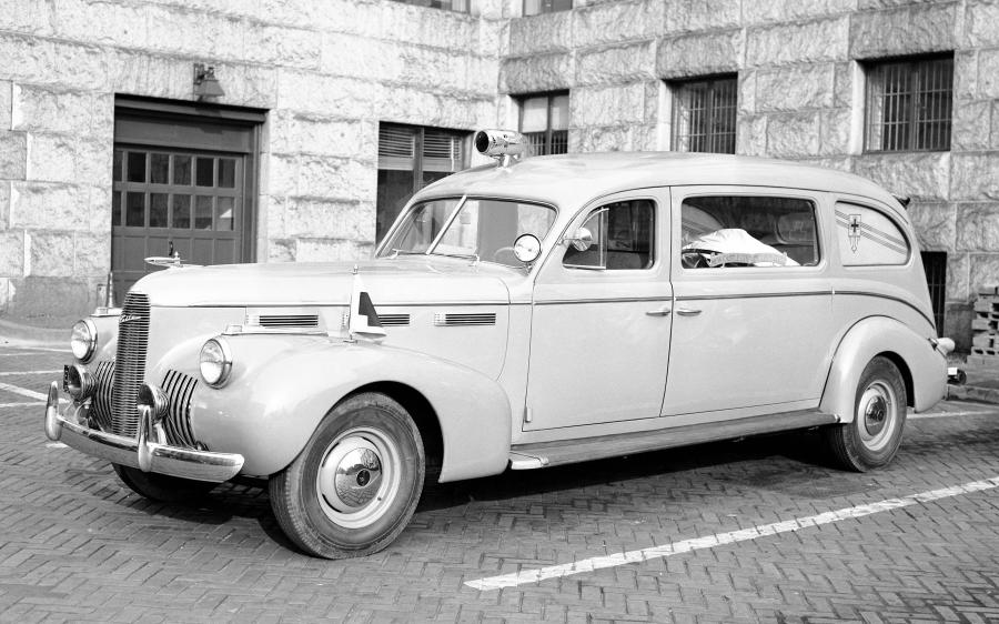 LaSalle Ambulance (40-50) '1939